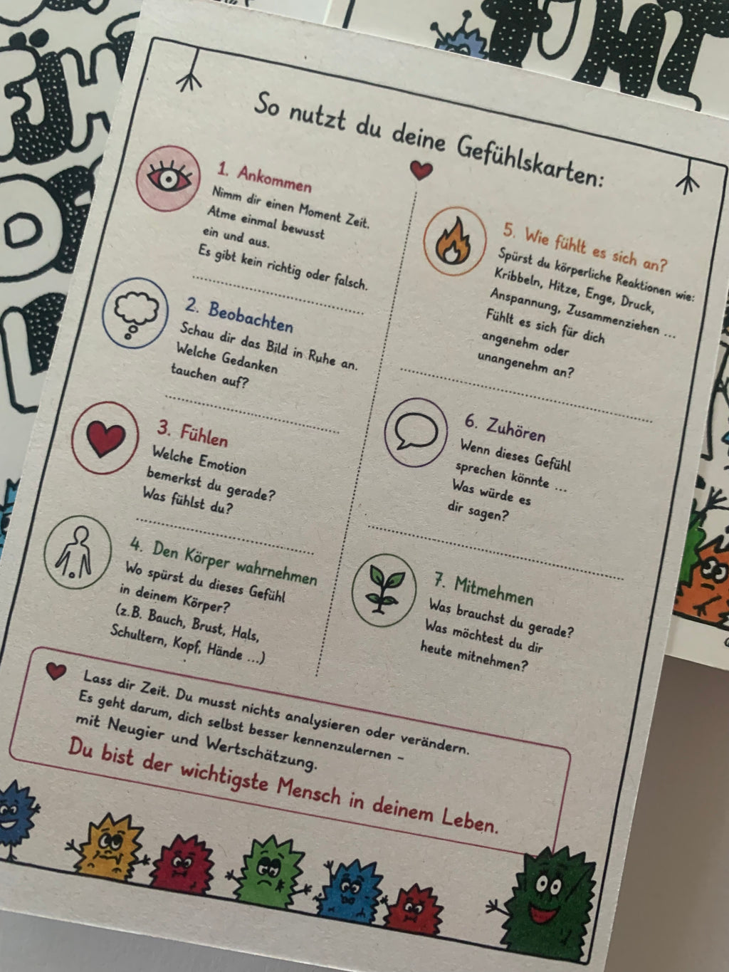 Illustrierte Karte zur Gefühlsreflexion aus dem Kartenbuch 'Wer fühlt, der lebt'